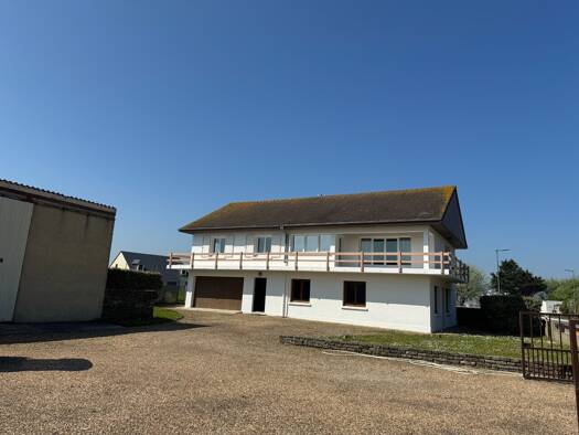 Appartement à vendre 519 000 € 8 pièces 1 chambre 230 m² 1 étages Arromanches-les-Bains 14117