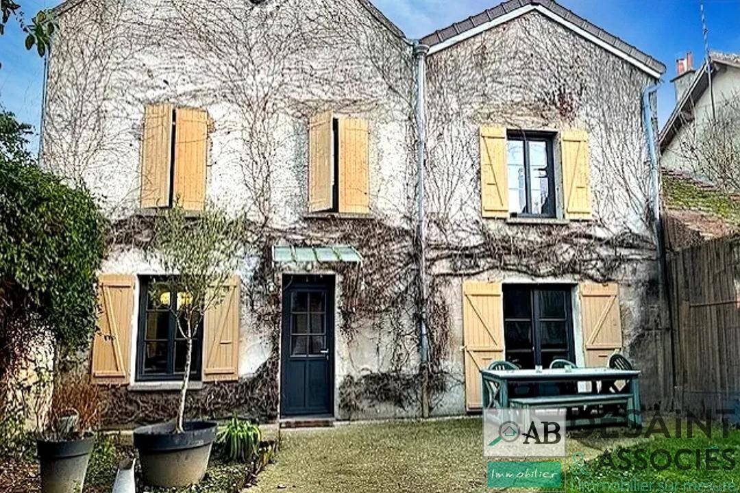 Maison à vendre, 140m², SAINT GERMAIN SUR MORIN