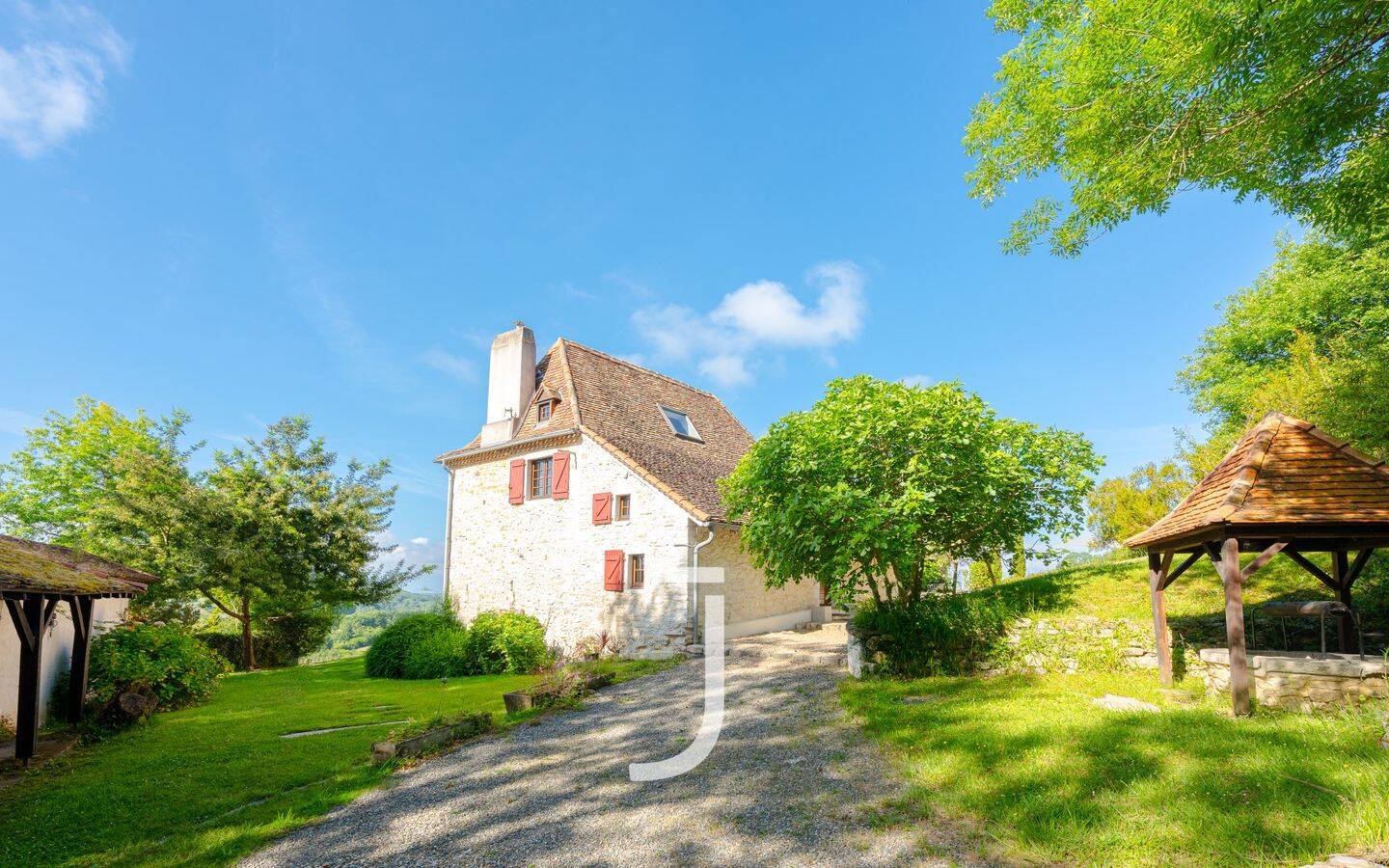 Maison à vendre, 288m², SAUVETERRE DE BEARN