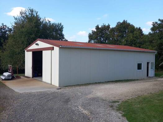 Maison à vendre 91 000 € 2 pièces 1 chambre 150 m² 2 415 m² de terrain Belleville-sur-Loire 18240