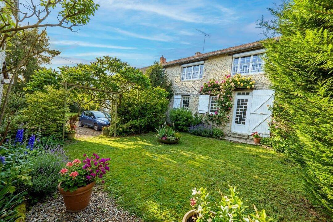 Maison à vendre, 280m², ESTOUCHES