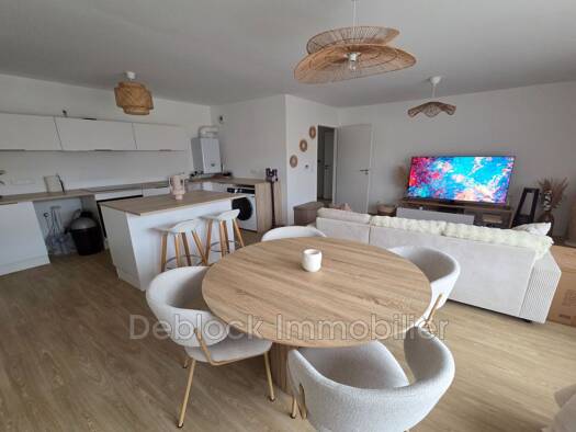 Appartement à vendre 193 325 € 2 pièces 1 chambre 56,2 m² 1er étage Centre Cappelle-la-Grande 59180