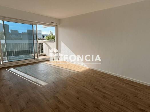Appartement à louer 914 € 1 pièce 37,09 m² 5ème étage Witold Marly-le-Roi 78160