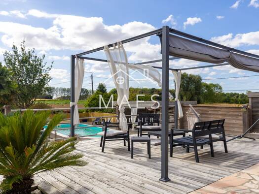 Maison à vendre 560 000 € 6 pièces 5 chambres 167 m² 1 750 m² de terrain Fromelles 59249