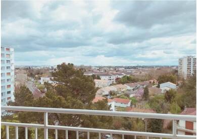 Appartement à louer 1 200 € 4 pièces 3 chambres Merignac 33700