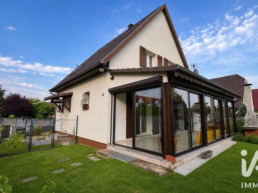 Maison à vendre 395 000 € 5 pièces 3 chambres 112,8 m² 516 m² de terrain Centre Nord Saint-Louis 68300