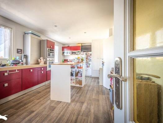 Maison à vendre 210 400 € 5 pièces 4 chambres 160 m² 586 m² de terrain Échiré 79410