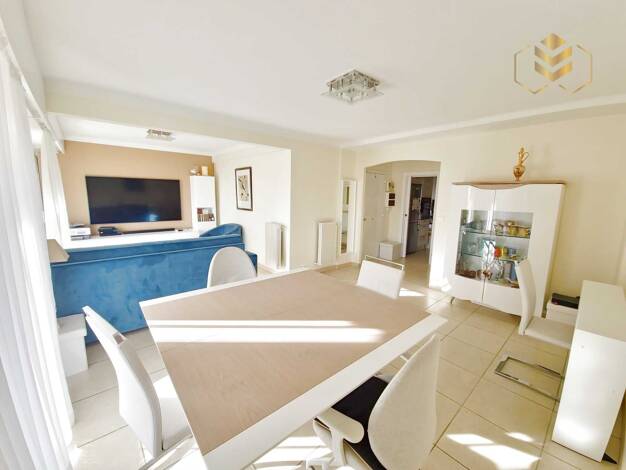 Appartement à vendre 470 000 € 3 pièces 2 chambres 72 m² Étage 1/5 Cap Martin Roquebrune Cap Martin 06190