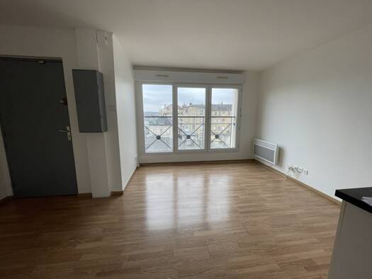 Appartement à louer 697 € 2 pièces 1 chambre 36,4 m² Étage 4/6 Gournay-Jaurès-Gare Creil 60100