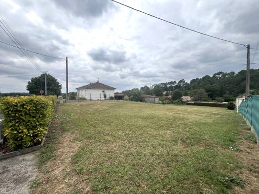 Terrain à vendre 22 000 € 1 705 m² de terrain Fumel 47500
