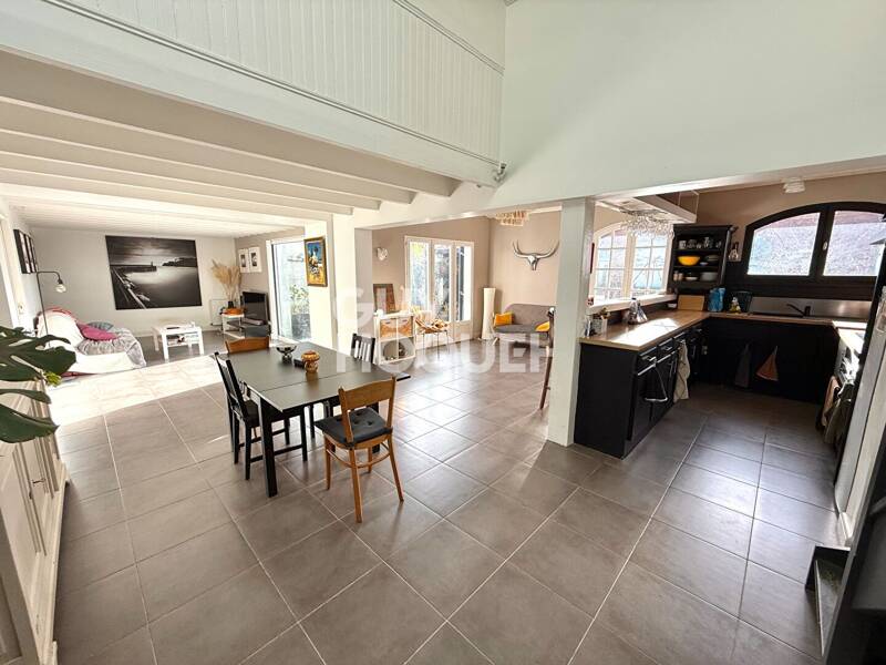 Maison à vendre, 137m², MERIGNAC