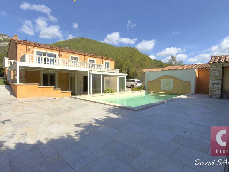 Maison à vendre, 163m², CUGES LES PINS