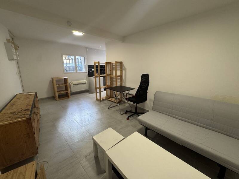 Maison à louer, 22m², MARSEILLE 5E
