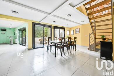Appartement à vendre 795 000 € 7 pièces 5 chambres 164 m² RDC/2 Centre Nanterre 92000