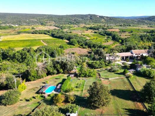 Maison à vendre 550 000 € 12 pièces 8 chambres 260 m² 29 100 m² de terrain Saint-Julien-de-Peyrolas 30760