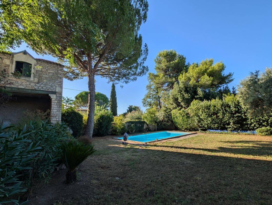 Maison à vendre, 185m², MONTBAZIN