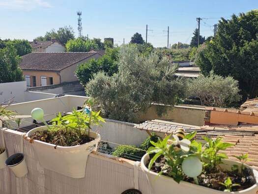 Maison à vendre 210 000 € 3 pièces 2 chambres 98 m² 85 m² de terrain Saint Jean-Saint Genies Avignon 84000