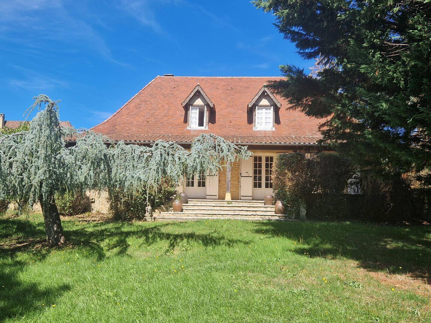 Maison à vendre, 230m², LES EYZIES DE TAYAC SIREUIL