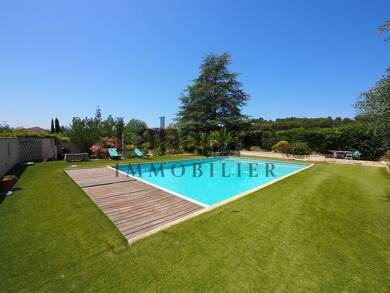 Maison à vendre 998 400 € 5 pièces 4 chambres 182 m² 2 050 m² de terrain Le Castellet 83330