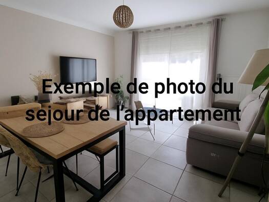 Appartement à vendre 185 000 € 4 pièces 2 chambres 81 m² Étage 2/3 Trans-en-Provence 83720
