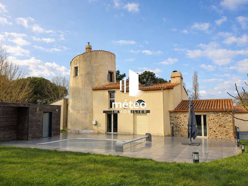Maison à vendre, 300m², SAINTE FOY