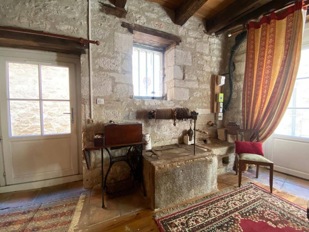 Maison à vendre, 218m², MONTPEZAT DE QUERCY