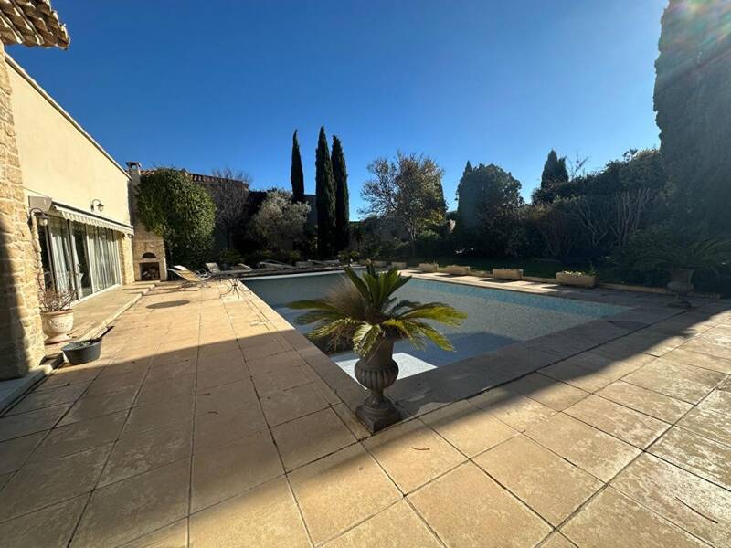 Maison à louer, 300m², SAINT VICTORET