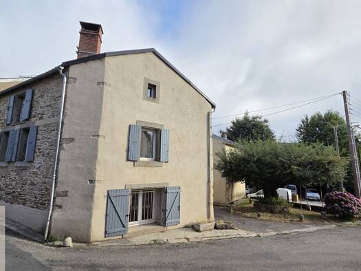 Maison à vendre 99 000 € 4 pièces 3 chambres 85 m² Lacombe 11310