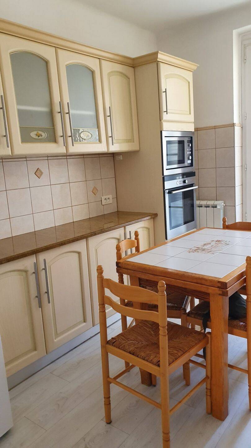 Maison à louer, 84m², AJACCIO