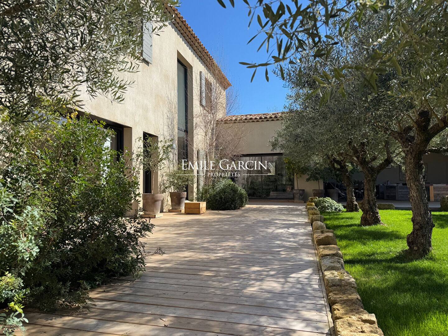 Maison à vendre, 240m², MAUSSANE LES ALPILLES