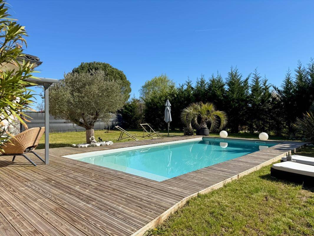 Maison à vendre, 143m², SAINT ETIENNE DE TULMONT