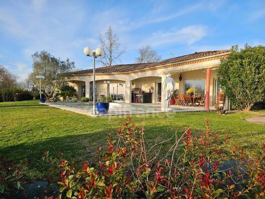 Maison à vendre 519 000 € 6 pièces 4 chambres 179 m² 2 332 m² de terrain Sainte-Marthe 47430