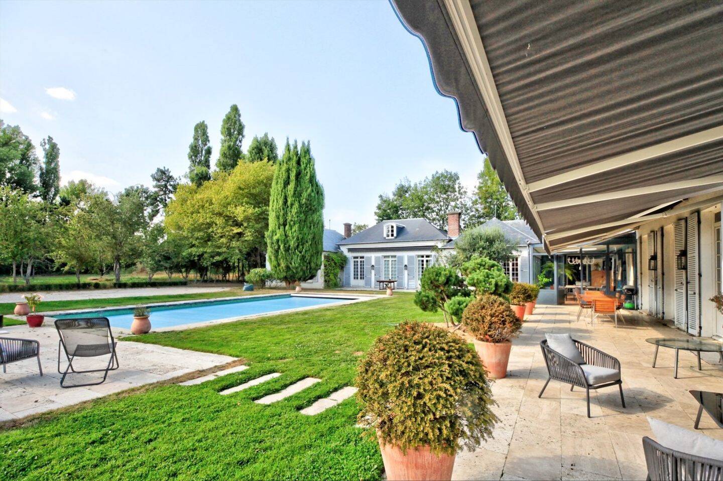 Maison à vendre, 640m², VERSAILLES