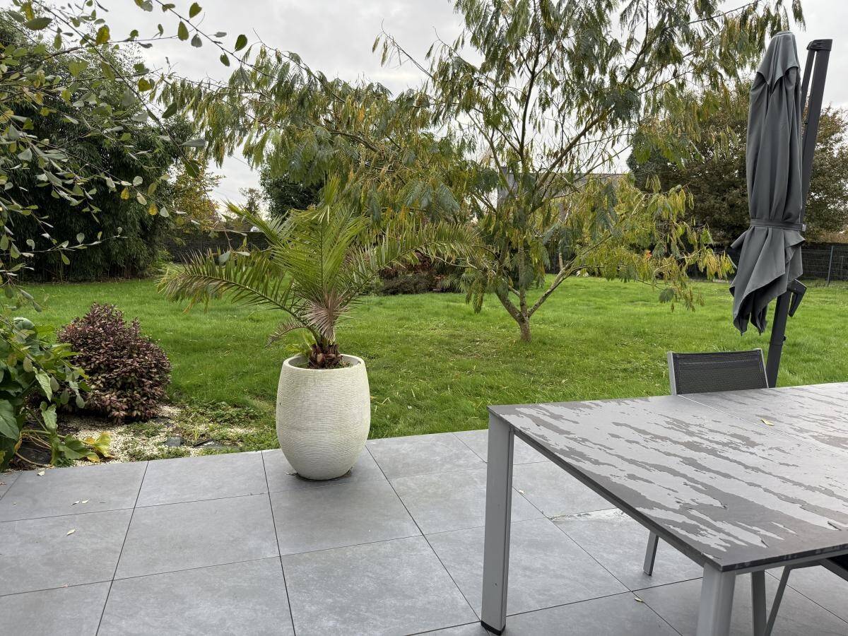 Maison à vendre, 169m², LOCQUELTAS
