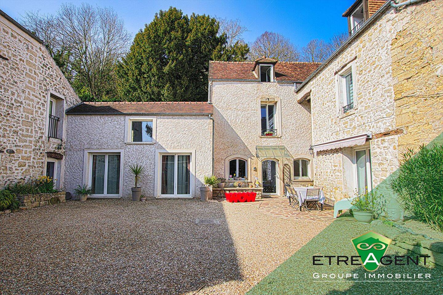 Maison à vendre, 343m², JUZIERS