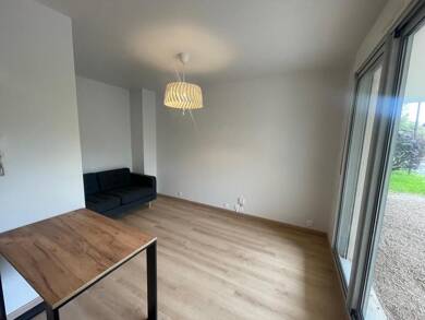Appartement à louer 1 280 € 2 pièces 1 chambre 30,7 m² RDC Ornex 01210