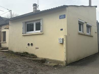 Maison de plain-pied à vendre 45 000 € 3 pièces 2 chambres 55 m² Moulins la Marche 61380