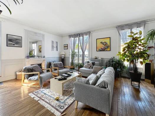 Appartement à vendre 382 000 € 4 pièces 3 chambres 95,13 m² Étage 2/3 Centre Ville Reims 51100