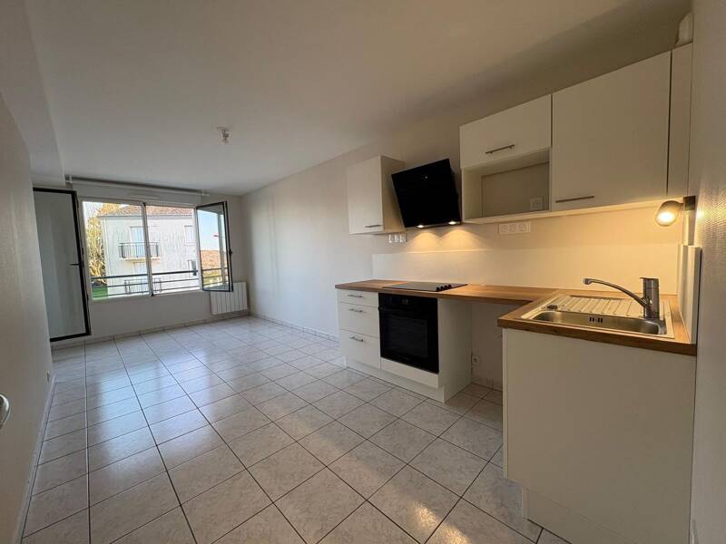 Maison à louer, 40m², BALLAN MIRE