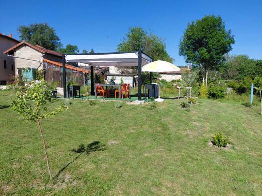 Maison à vendre 68 000 € 3 pièces 1 chambre 40 m² 1 341 m² de terrain Roanne 42300