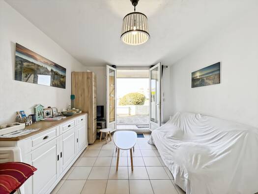 Appartement à vendre 128 300 € 2 pièces 1 chambre 40 m² RDC/2 Fradiniere-Pissot-Pege-Demoiselles Saint-Hilaire-de-Riez 85270