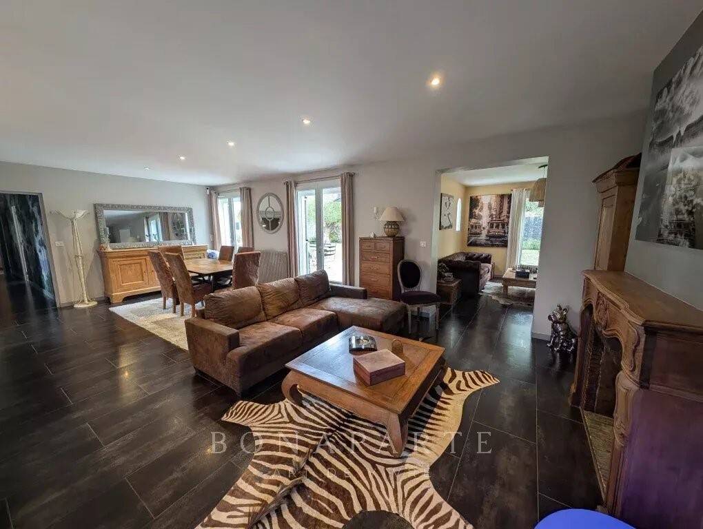 Maison à vendre, 281m², SAINT SULPICE ET CAMEYRAC