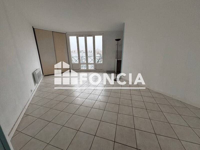 Maison à louer, 47m², MONTIGNY LE BRETONNEUX