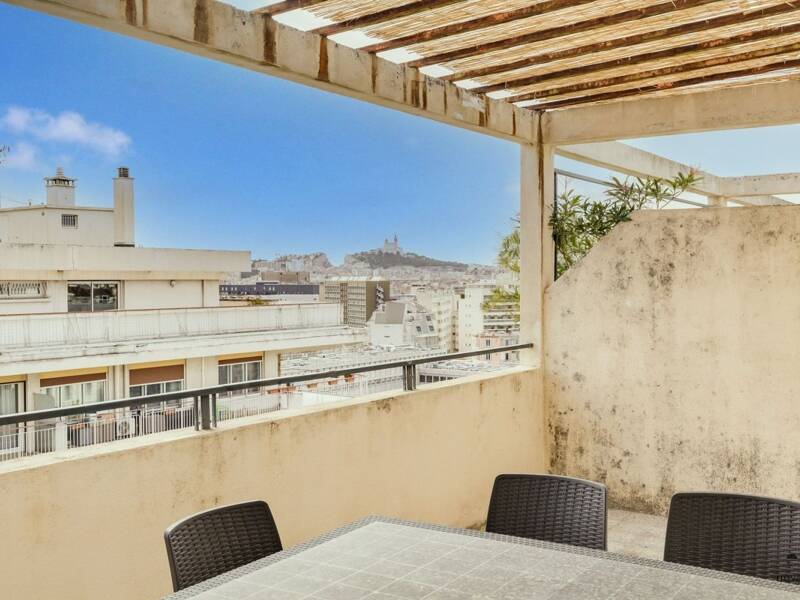 Maison à louer, 45m², MARSEILLE 5E