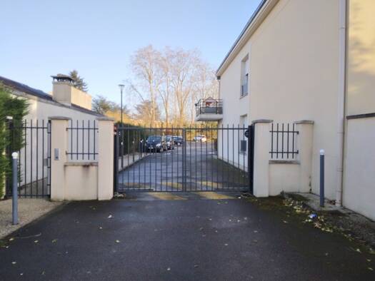 Parking à louer 55 € 13 m² Buisson Haudart Mennecy 91540