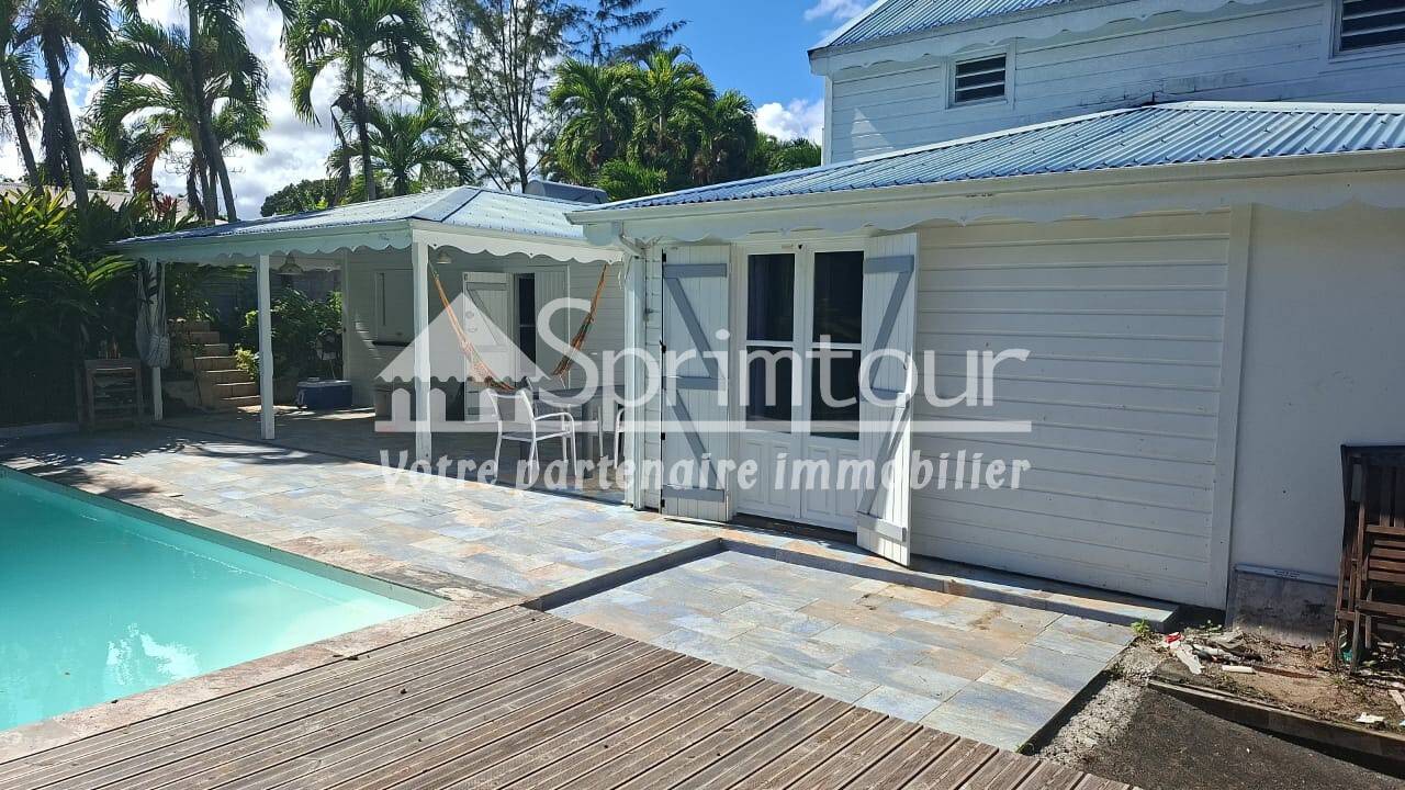 Maison à vendre, 117m², PETIT BOURG