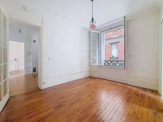 Appartement à vendre 379 000 € 3 pièces 2 chambres 48,7 m² RDC/1 Vaugirard-Parc des Expositions Paris 15ème arrondissement 75015