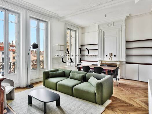 Appartement à vendre - Première occupation 710 000 € 3 pièces 2 chambres 78,9 m² Étage 3/6 Vieux Lyon Lyon 5ème arrondissement 69005