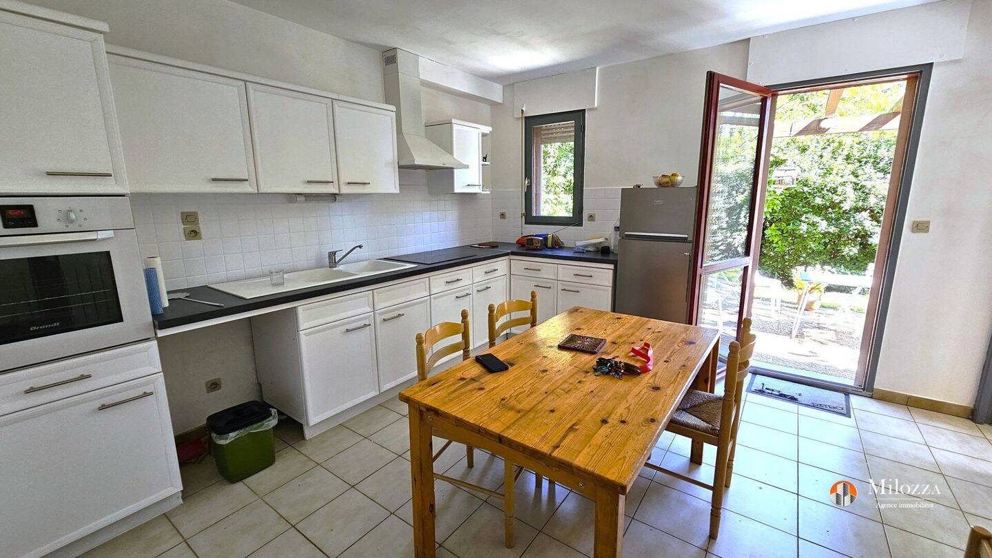 Maison à vendre, 141m², VAULX MILIEU