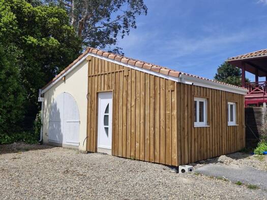 Maison de plain-pied à vendre 220 000 € 2 pièces 1 chambre 34 m² 196 m² de terrain Angresse 40150